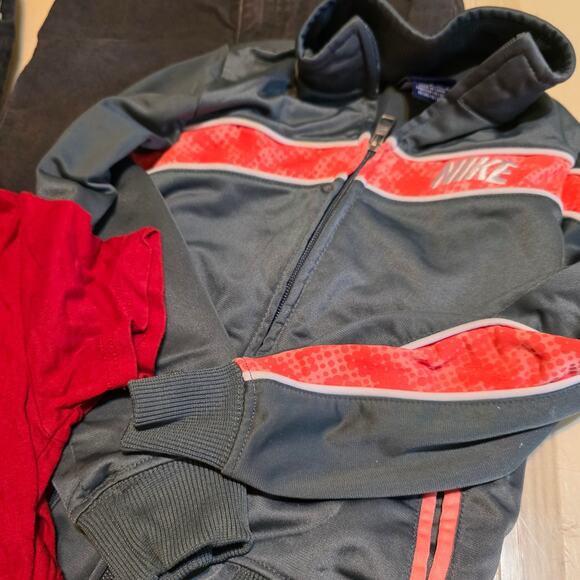 Boys size 6 bundle Nike jacket 2 polo shirts 2 pair jeans excellent condition - Picture 9 of 16
